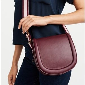 Abercrombie & Fitch Cross Bag in Burgundy